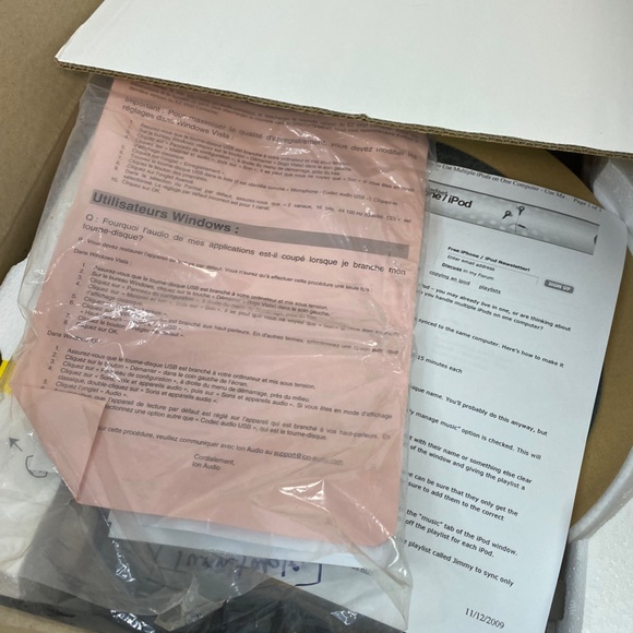 ION LP Dock USB Turntable LP to digital converter, USB-IPOD-Recording IN Box - Picture 15 of 17